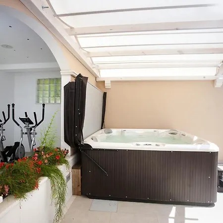 Tina Tatil Evi
