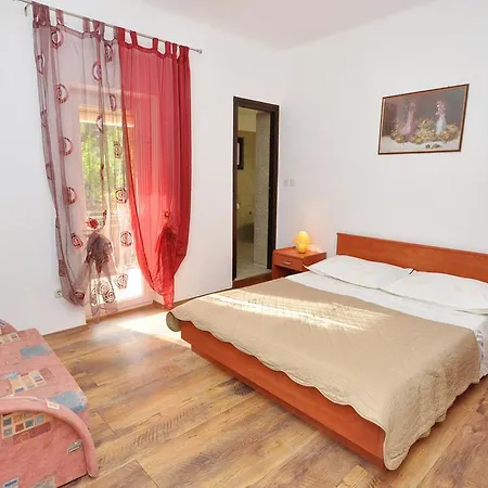 Tina Tatil Evi Duće